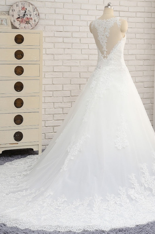 Chic White A-line Tulle Wedding Dress, Jewel Sleeveless Ruffles