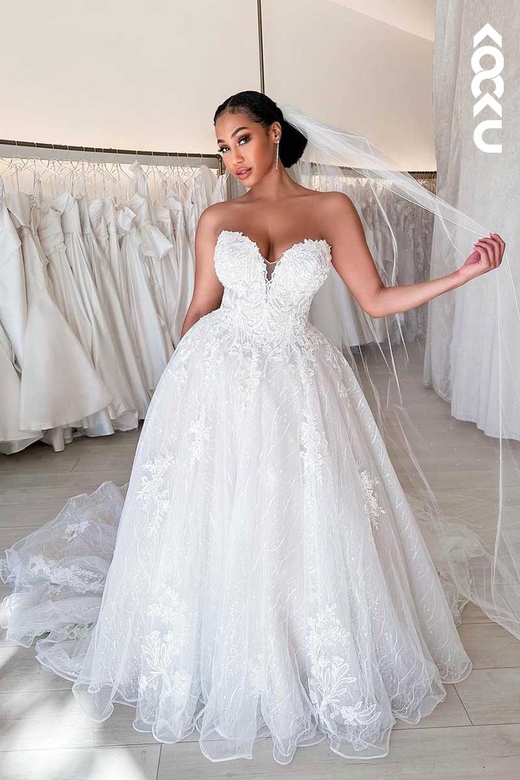 Deep V-Neck Lace Appliqued A-Line Tulle Wedding Gown