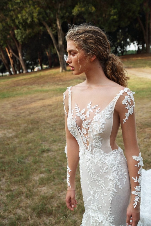 Sweetheart Lace Beach Wedding Dress with Long Chiffon Slit