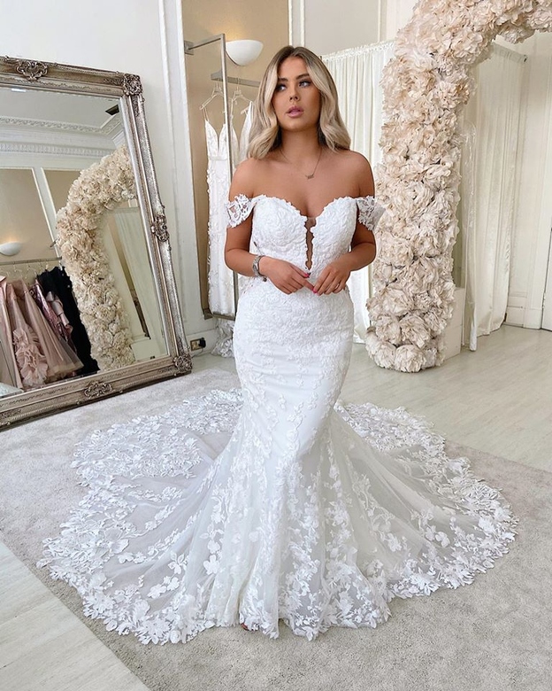 Off-Shoulder Mermaid Appliques Backless Bridal Gown