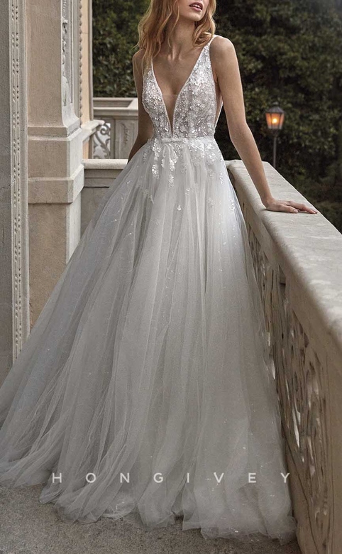 Glitter Tulle Dress with V-Neck & Beaded Appliques Train