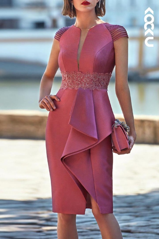 Classic Modern Sheath Column V-Neck Cocktail with Appliques Belt