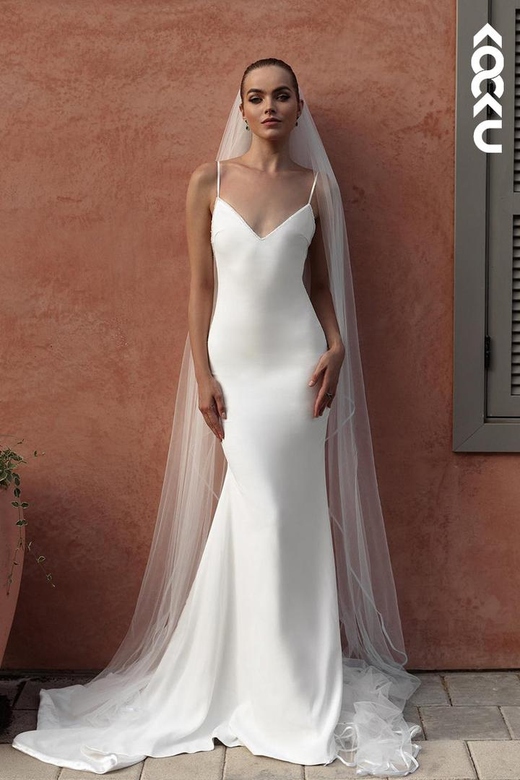 Sexy Spaghetti Straps Backless V-Neck Mermaid Wedding Gown