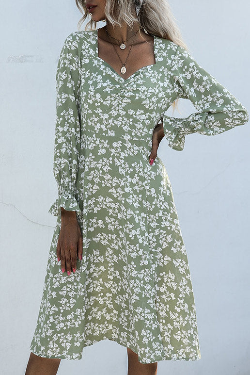 Ditsy Floral Empire Long Sleeve Dress for Pretty Elegance