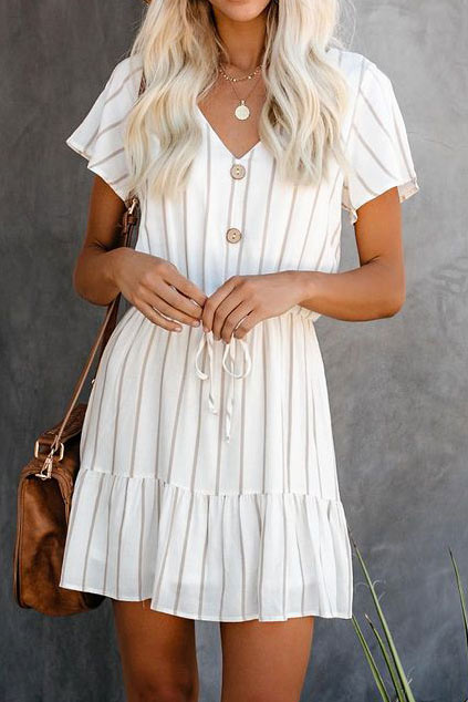 White Mini Short Sleeves Casual Dress for Simple Elegance