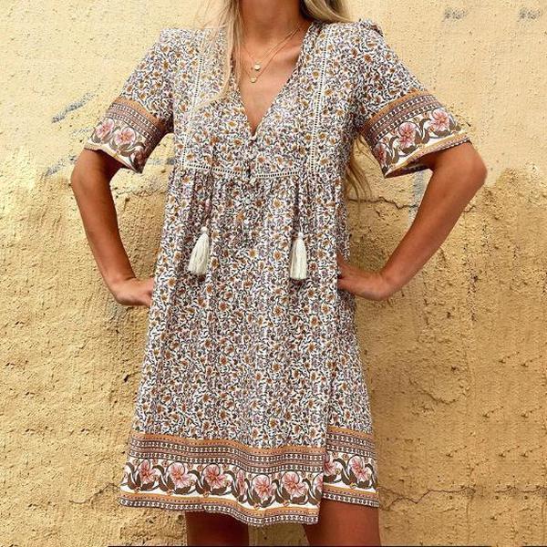 Cute Floral Print Mini Dress for a Playful Look