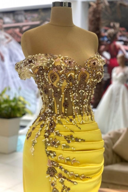 Glamorous Column Yellow Sleeveless Off-The-Shoulder Satin Floor-Length Prom Dress with Beads