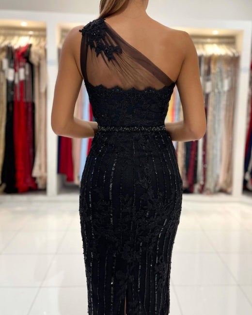 Beautiful Black Lace Appliques Short Prom Dress