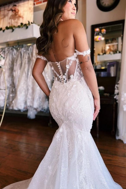 Mermaid Sweetheart White Floor-Length Wedding Dress with Lace Detail