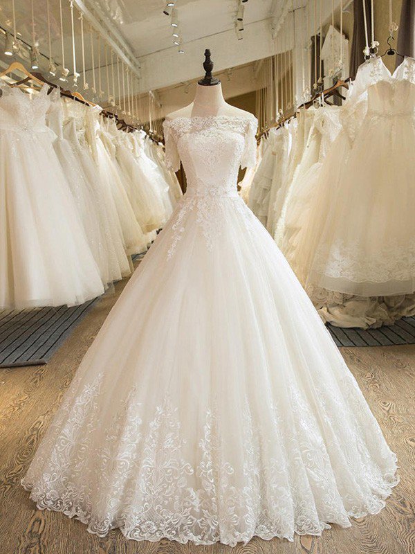 Floor-Length Off-Shoulder Lace Tulle Ball Gown with 1/2 Sleeves