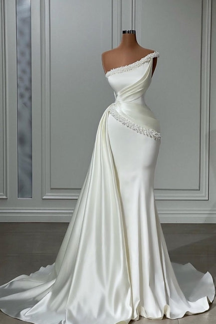 Ballbella Chic Sleeveless Wedding Gown with Long White One-Shoulder Beads