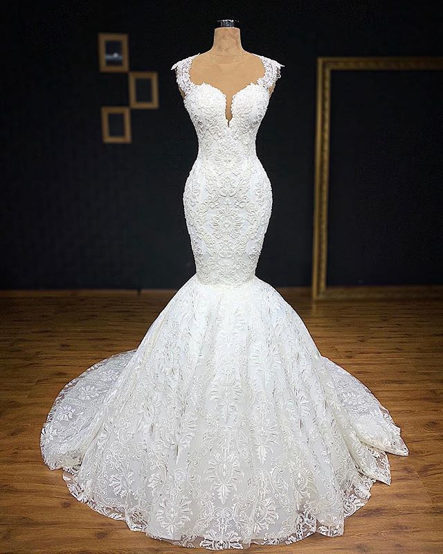 Mermaid Glamorous Straps Appliques Backless Bridal Gown with Sleeveless Design