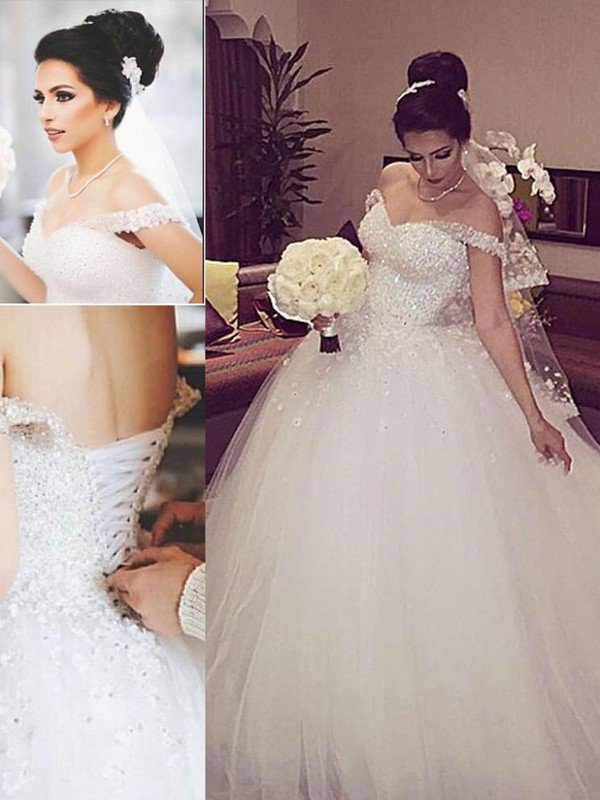 Sleeveless Ball Gown, Lace Court Train, Tulle Off-Shoulder Dress