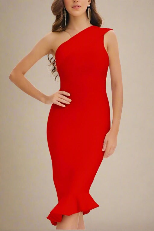 Avery Bandage Dress in Lipstick Red for a Bold and Confident Look